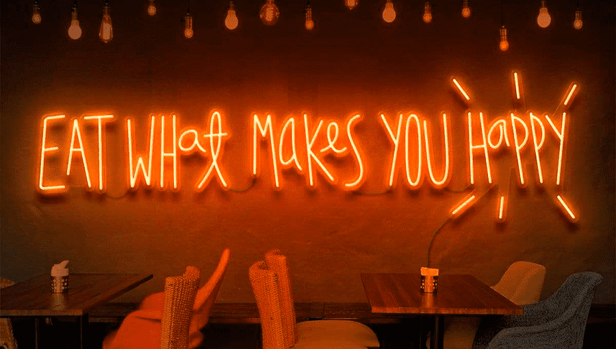 Restaurante Instagramável frase em neon - imagem neonsignature.com